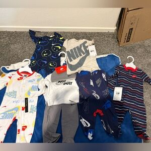 BUNDLE  OF 7- Nike White Black Yellow Red Infant Hat